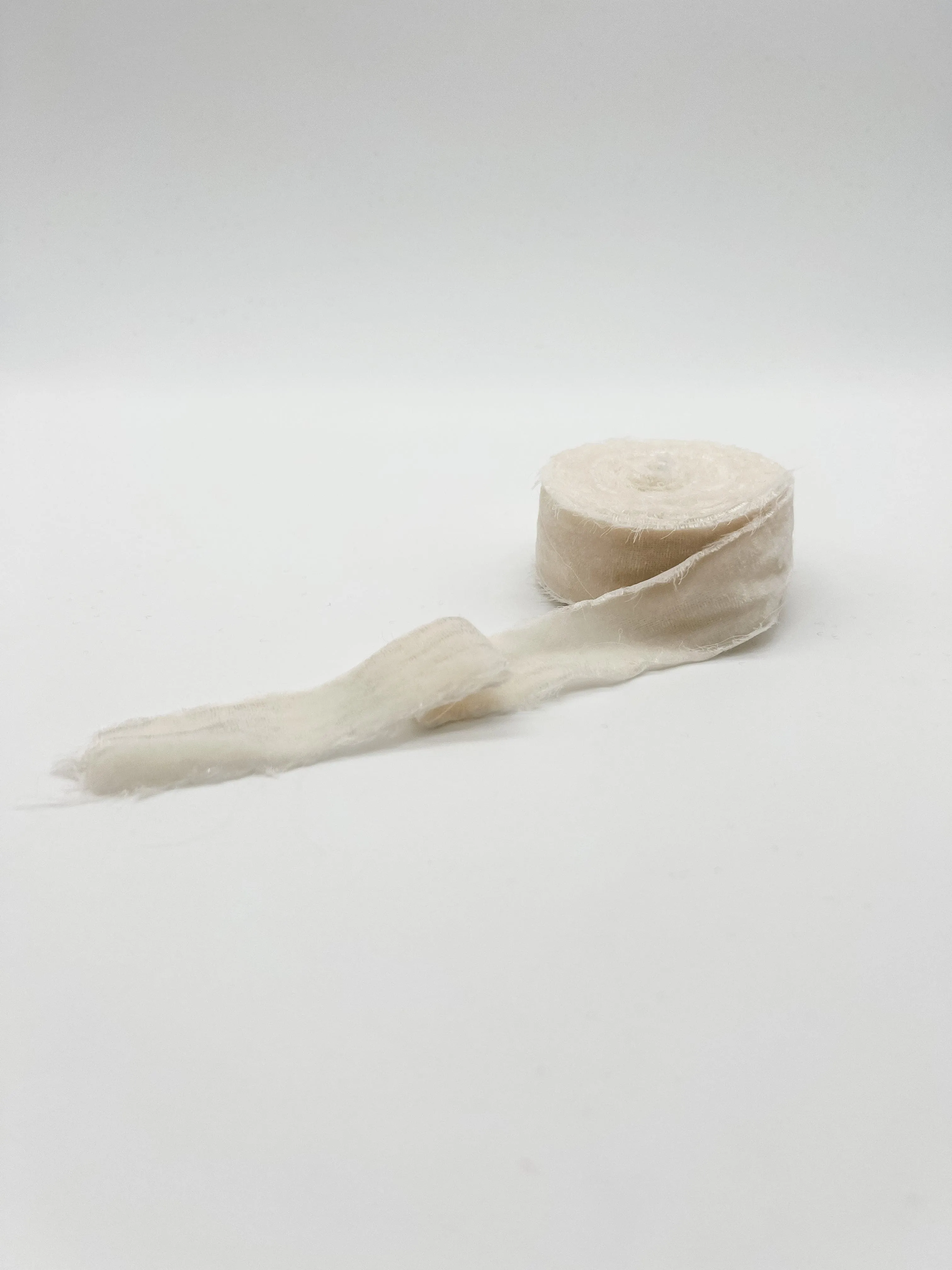 1.25" Raw Edge Velvet