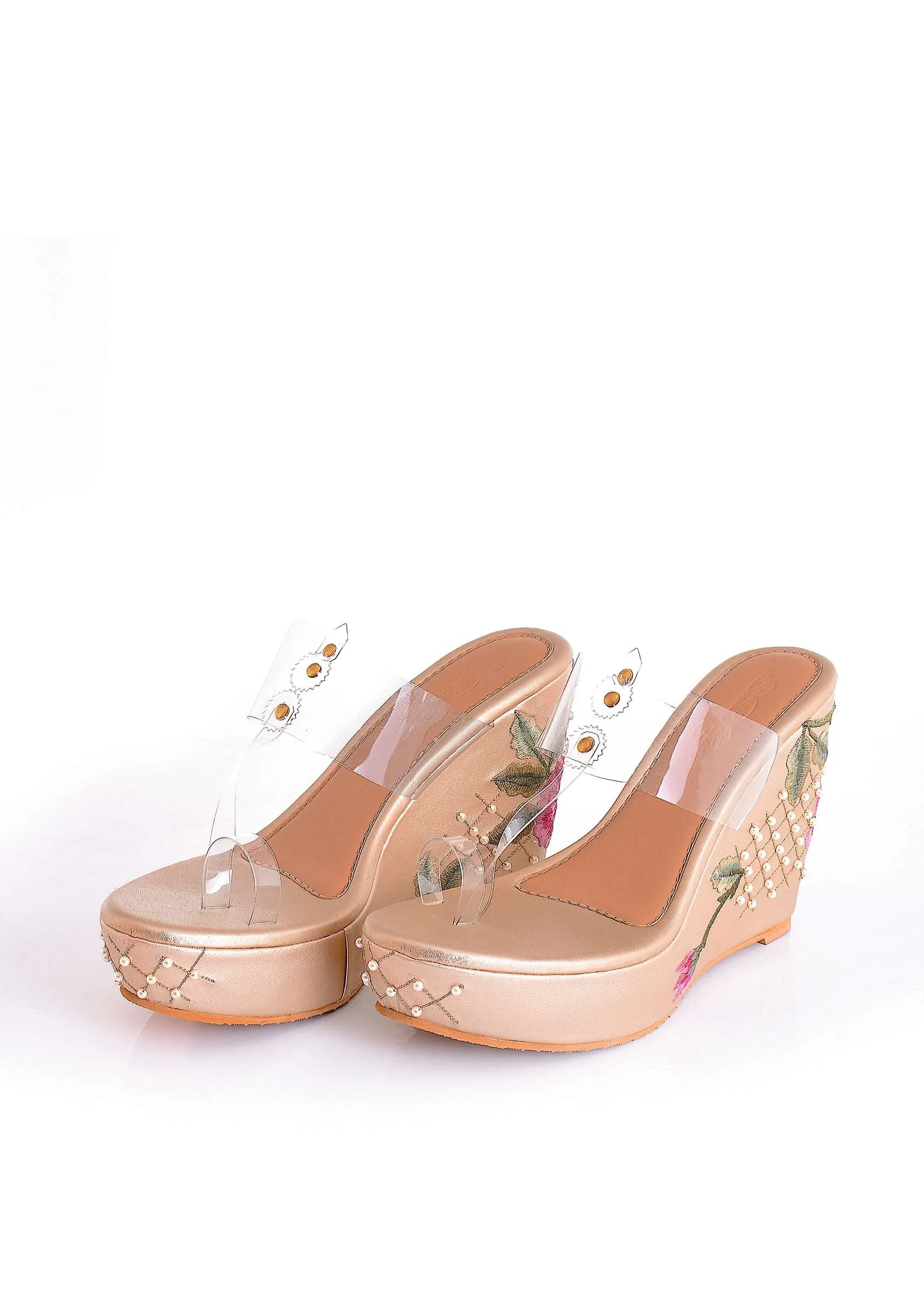 Fiona in Gold By Sole House