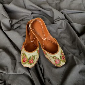 Hand Painted Floral Paisely Women Jutti | Raw Silk | Festive Apt