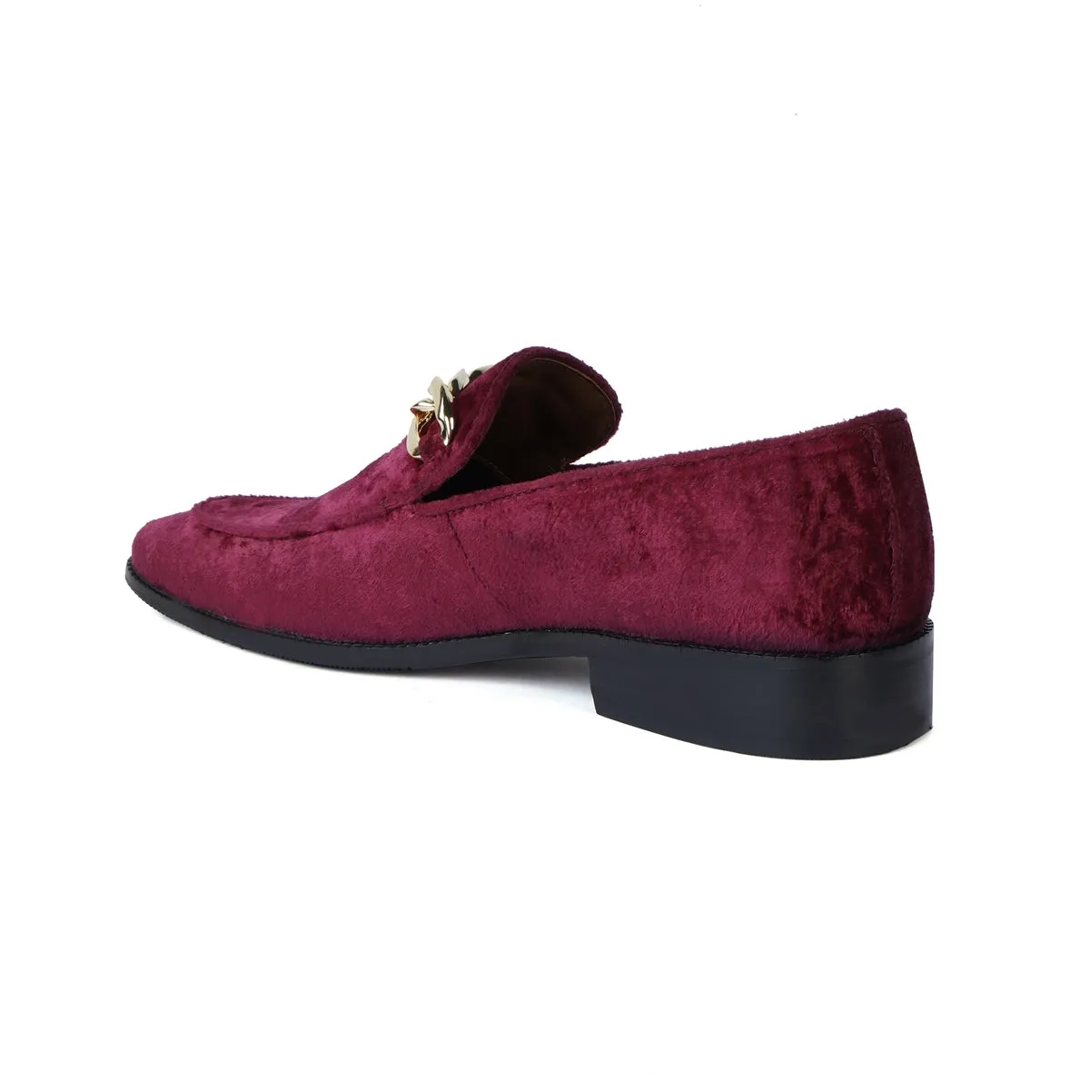Royal Embroidered 'The King' Crafted Initial With Gold Chain Maroon Velvet Slip-On For Men Brune & Bareskin